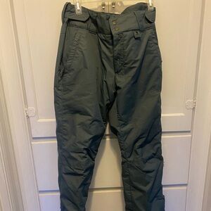 Women’s size M never worn Arctix gray ski pants